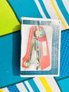 💄SALE💄Mini Portable Silai Machin