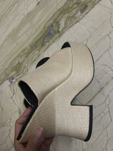 H&amp;M Woven Mules