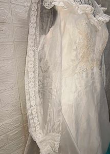 Lace Vintage Wedding Dress/ Gown