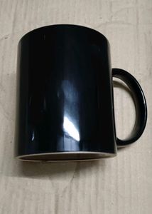 4 Set Of Ceremic Mugs