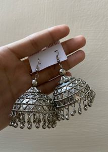 EARRINGS & JHUMKA