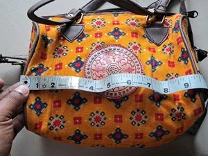 Patterned Handbag make ur choice and comment