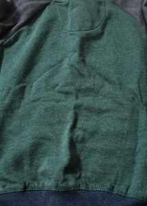 Cool Graphic Sweatshirt