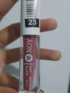 NOY PINK LIQUID LIPSTICK