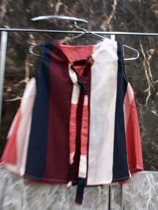 Women Top Size Is M