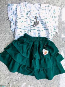 Girl's Outfit: Top & Tiered Skirt