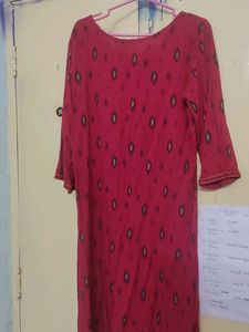 Perfect Red Top For College Use