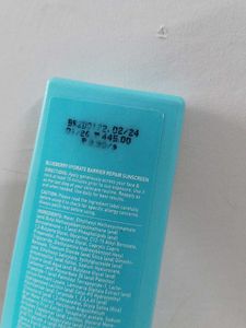 Dot &amp; Key Blueberry Sunscreen SPF 50