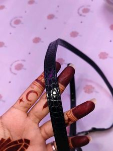 handbag Strip