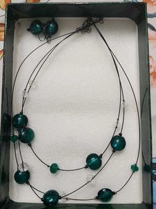 Emerald Green Bead Necklace with earrings Imported