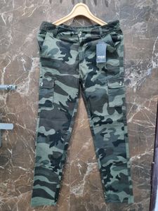 MAX Cargo Pants