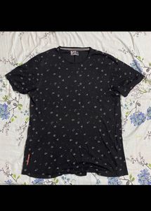 DJ&amp;C Black Geometric Print Casual T-Shirt