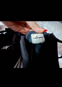 Nike og sports shoes