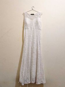 White Gown👍