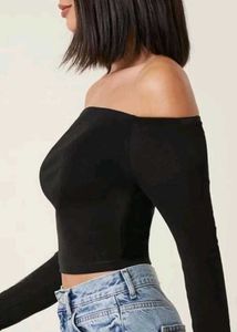 Offshoulder Black Top🥂