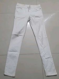 Rarely Used White Pant For Sale