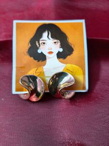 Elegant Gold-Tone Stud Earrings