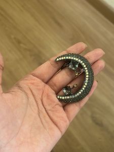 MOON BLACK METAL PENDANT AND CHAIN