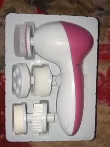 Facial Cleansing Brush Set