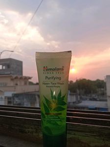 Himalaya Purifying Neem Face Wash