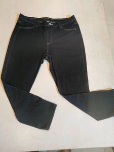 UNIQLO NEW Girl Jeans Style Jegging