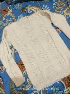 Handmade White Pullover Sweter