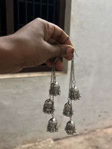 Hanging Earnings