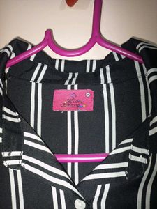 Trendy Fashionable Women Top💟