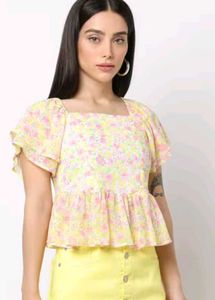 Floral Puff Sleeve Top