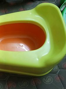 Potty Training And Bath Tub