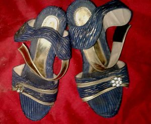 Elegant Navy Blue Heels