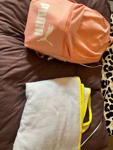 Set Of Cloths In Bag With Electronic Bed Heater