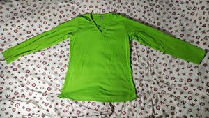 🌿 Bright Green Women’s Full-Sleeve Top – Trendy V