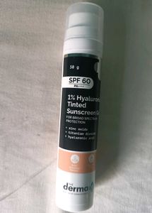 Derma Co Tinted Mineral Sunscreen
