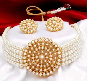 Pearl Chocker