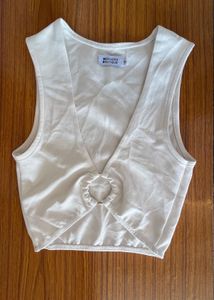 White V Neck Sleeveless Solid Crop Top
