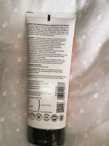 Spring H2O Brightening Face Wash