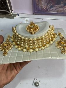 Gorgeous Gold Plated Jewelry Set