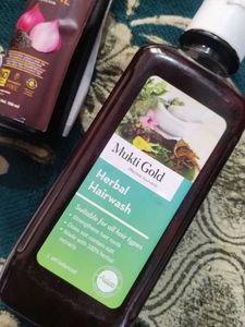 Mukti Gold Herbal Hairwash