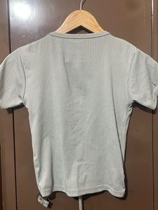 Ribbed V-Neck Crop Top