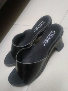 Stylish Black Block Heel Sandals for Women