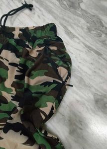 Women&#39;s Plus Size Camo Cargo Pants High Waist Slim