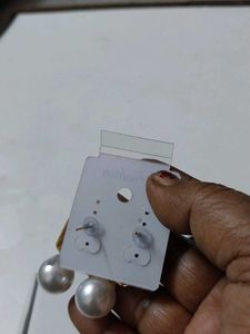 Beautiful Moti Earing Gold Plated