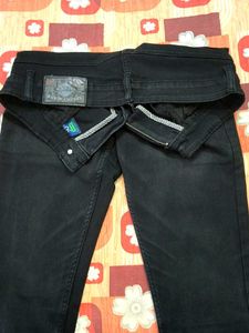 Black Jeans