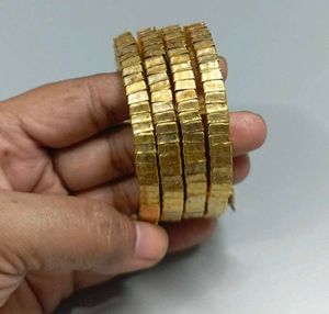 Gold-toned Bracelet