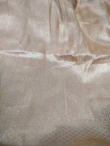 New Golden Readytowear Saree wth Unstitched blouse