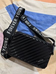 A cool box side bag