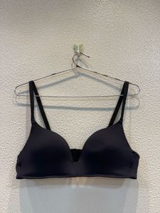 Black Wireless Comfort Bra
