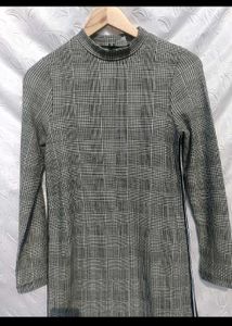 H &amp; M Gray Plaid Long Sleeve Dress
