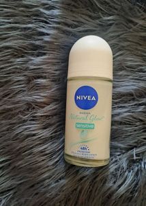 ❄️Nivea Deodorant Natural Glow Sensitive Skin🌬️